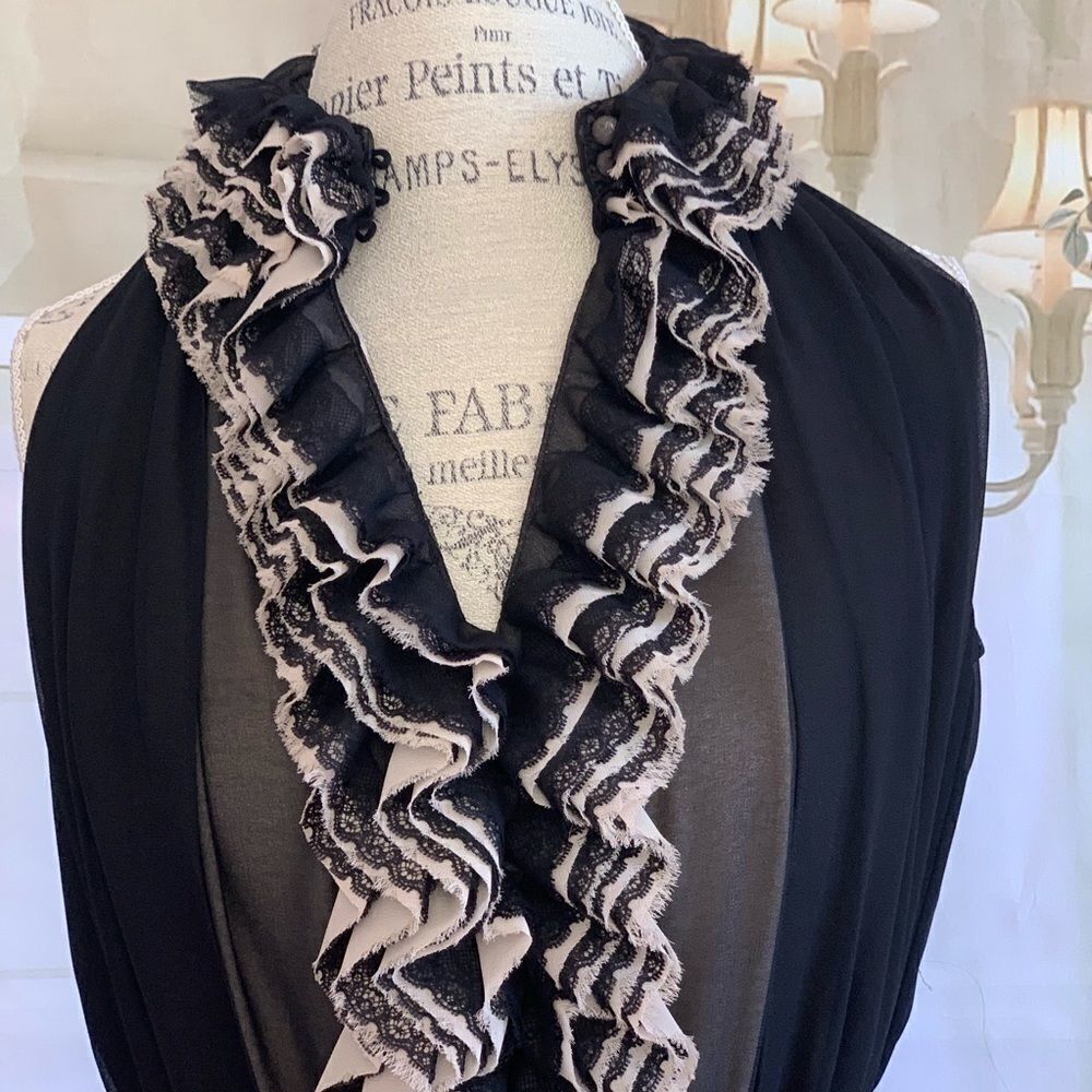 Robert Rodriguez Neiman Marcus Ruffle Black top - Picture 2 of 5